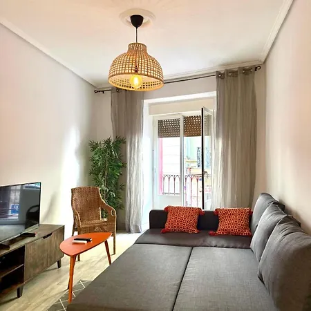 A Stone's Throw From The Old Town Appartement *