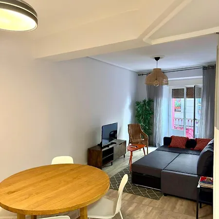 Appartement A Stone's Throw From The Old Town *